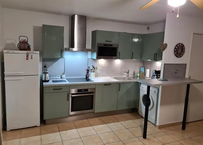 Confort Dans Privee Avec Piscine A 500m De La - Climatisation, Wifi, Parking