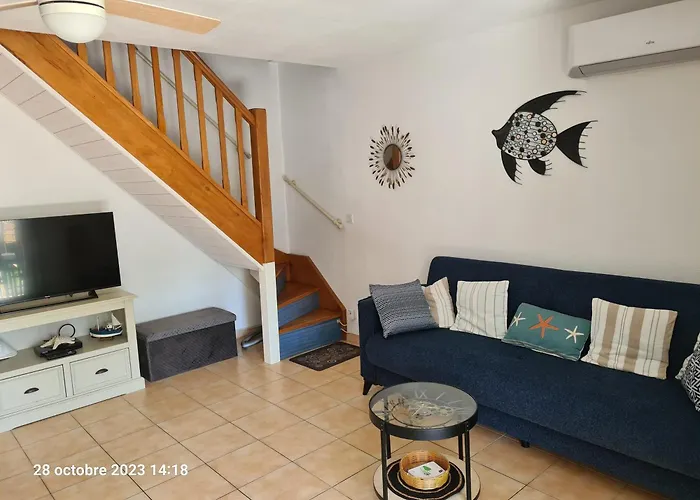 Confort Dans Privee Avec Piscine A 500m De La - Climatisation, Wifi, Parking *